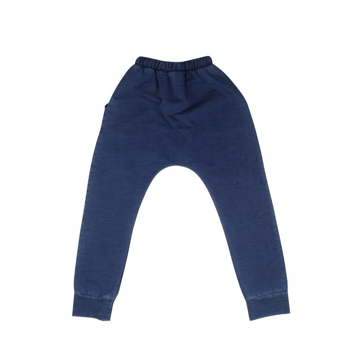 Calça jogging confeccionada em jeans (algodão orgânico)